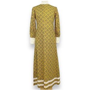 Vintage 60s Handmade Mandala Print Maxi Dress Long Sleeve Gown Lace Trim Hippie